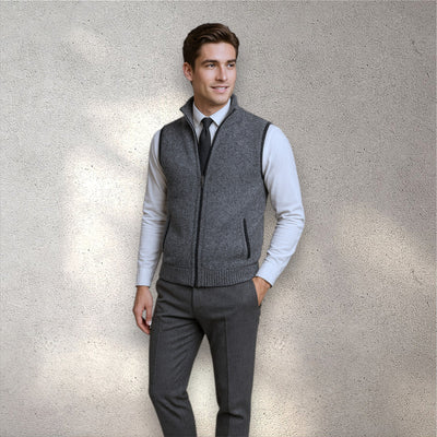 The Levan Knit Vest | Chaleco de punto con cremallera integral
